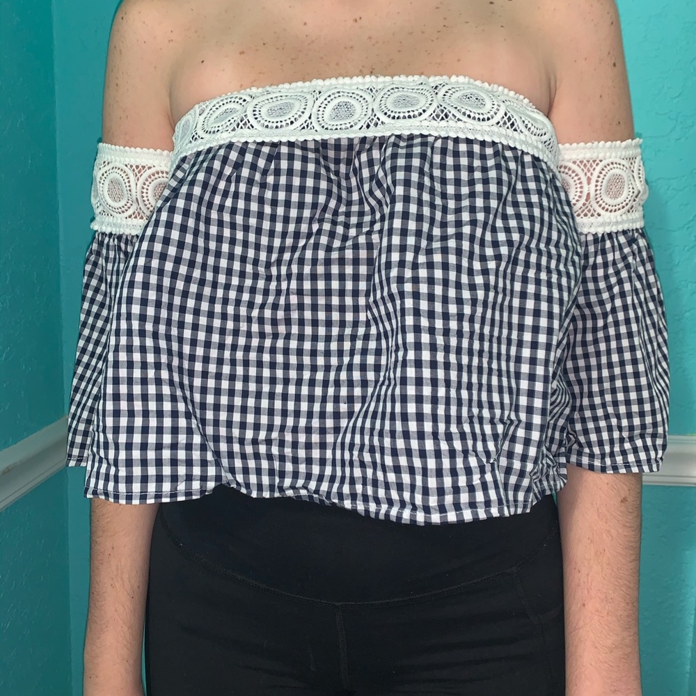 Cropped gingham top - Picture 2 of 4